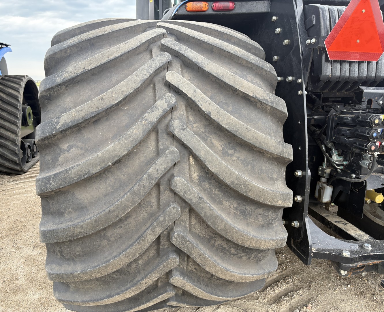 2022 New Holland T9.645HD Tractor 4WD