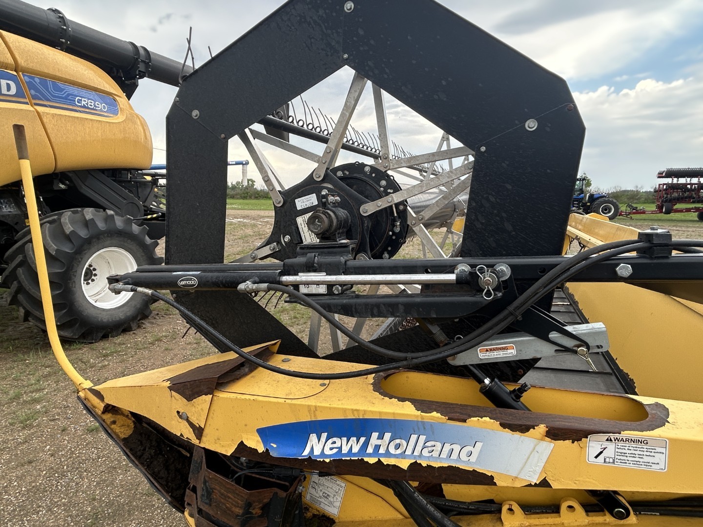 2012 New Holland 30W Header Forage