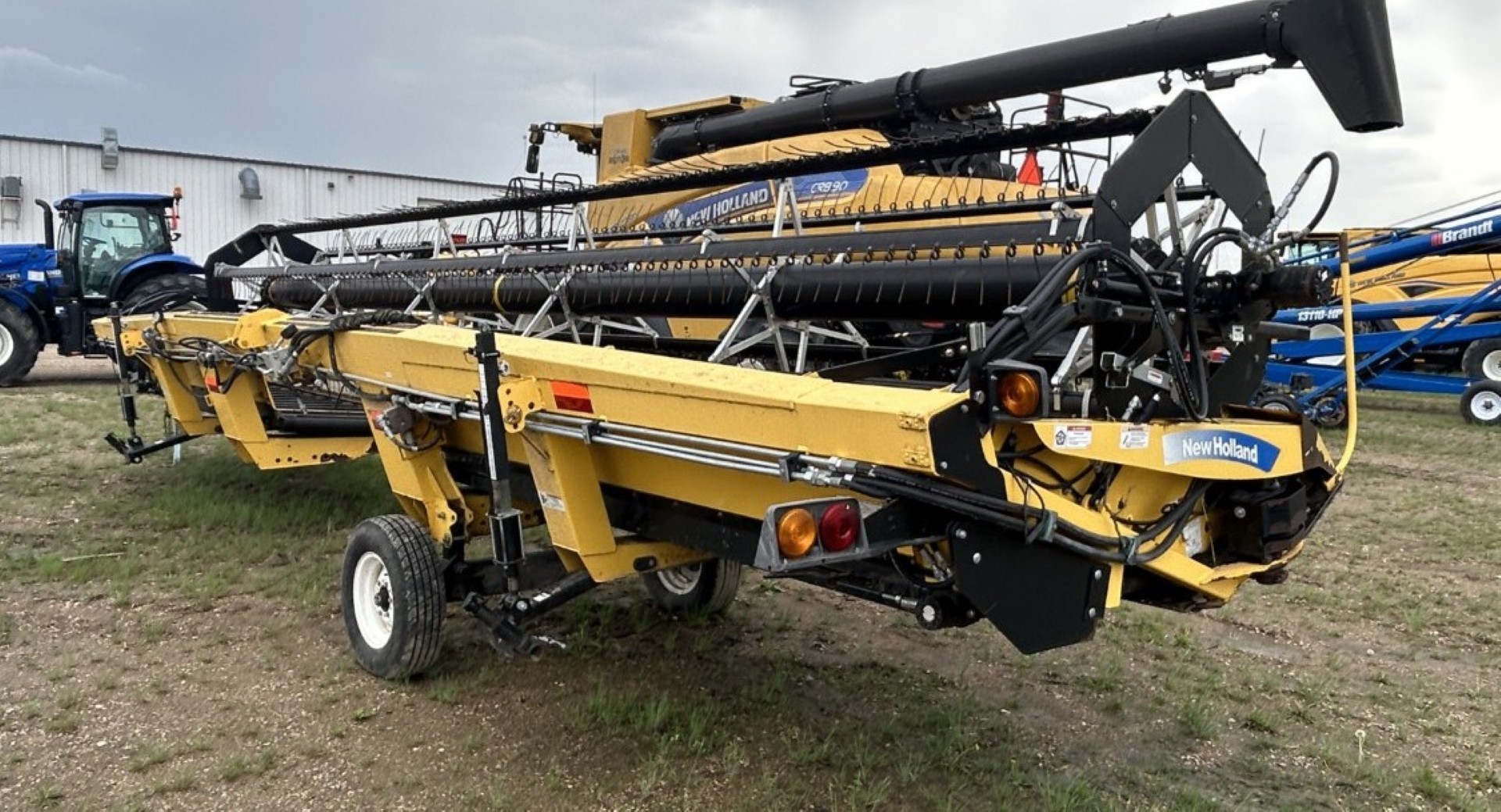 2012 New Holland 30W Header Forage