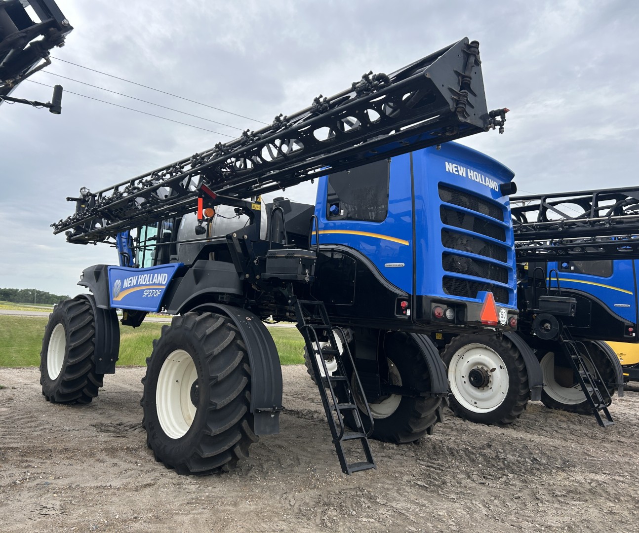 2021 New Holland SP.370F Sprayer/High Clearance