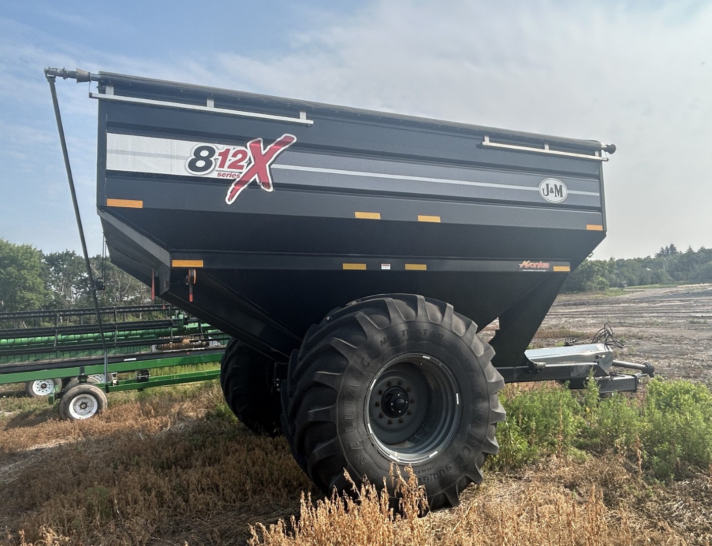 2020 J&M X812 Grain Cart