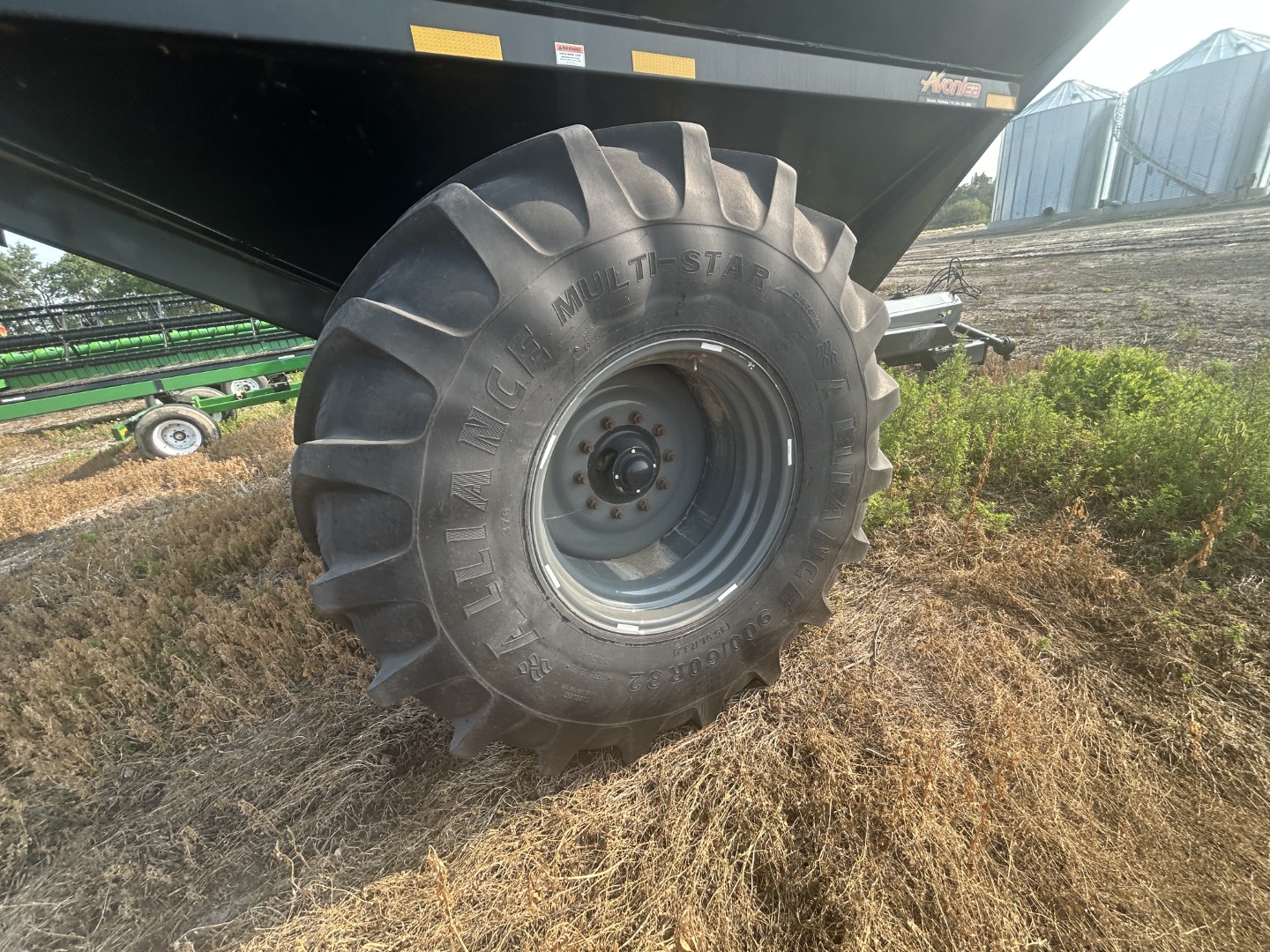 2020 J&M X812 Grain Cart
