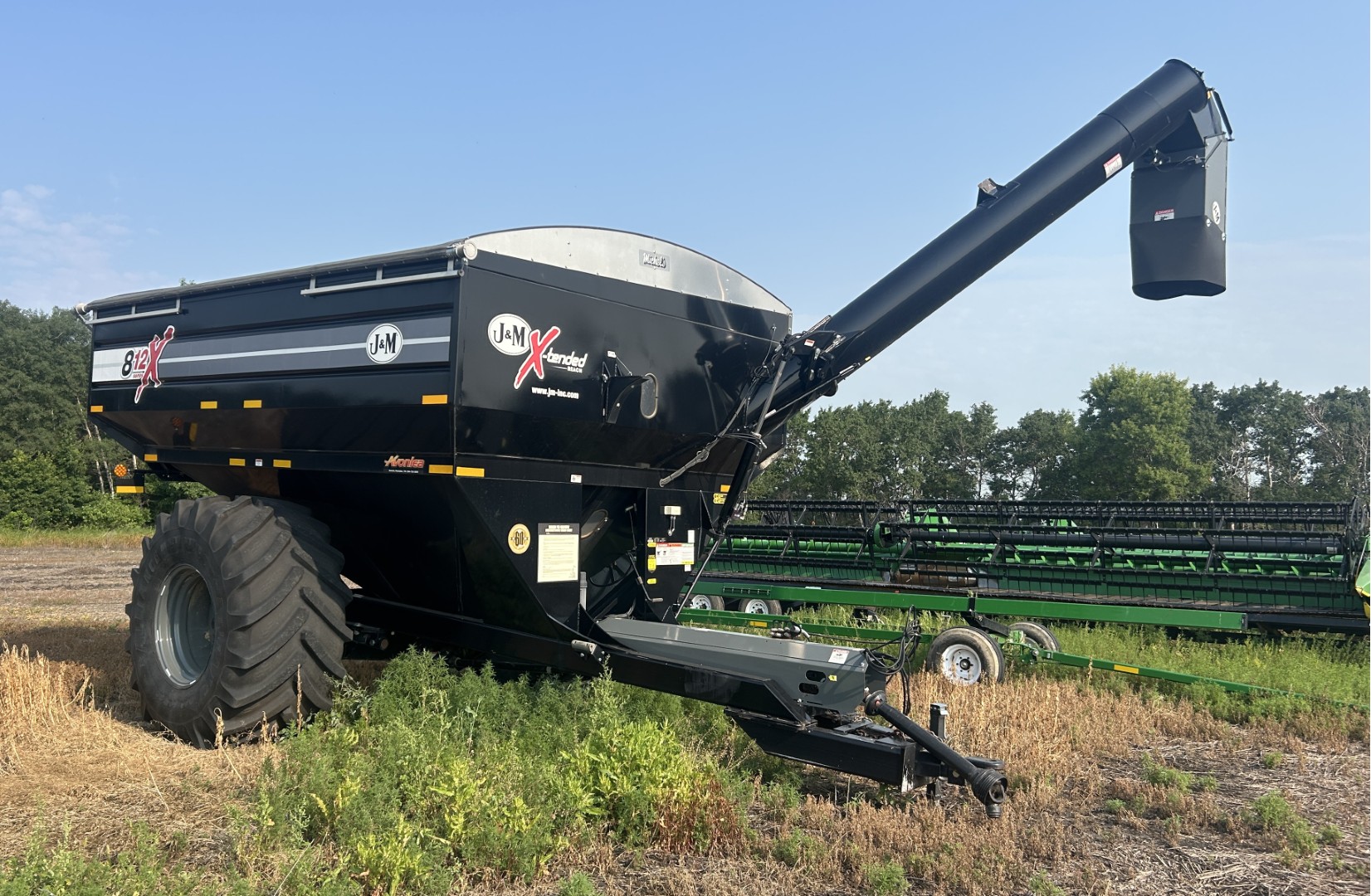 2020 J&M X812 Grain Cart