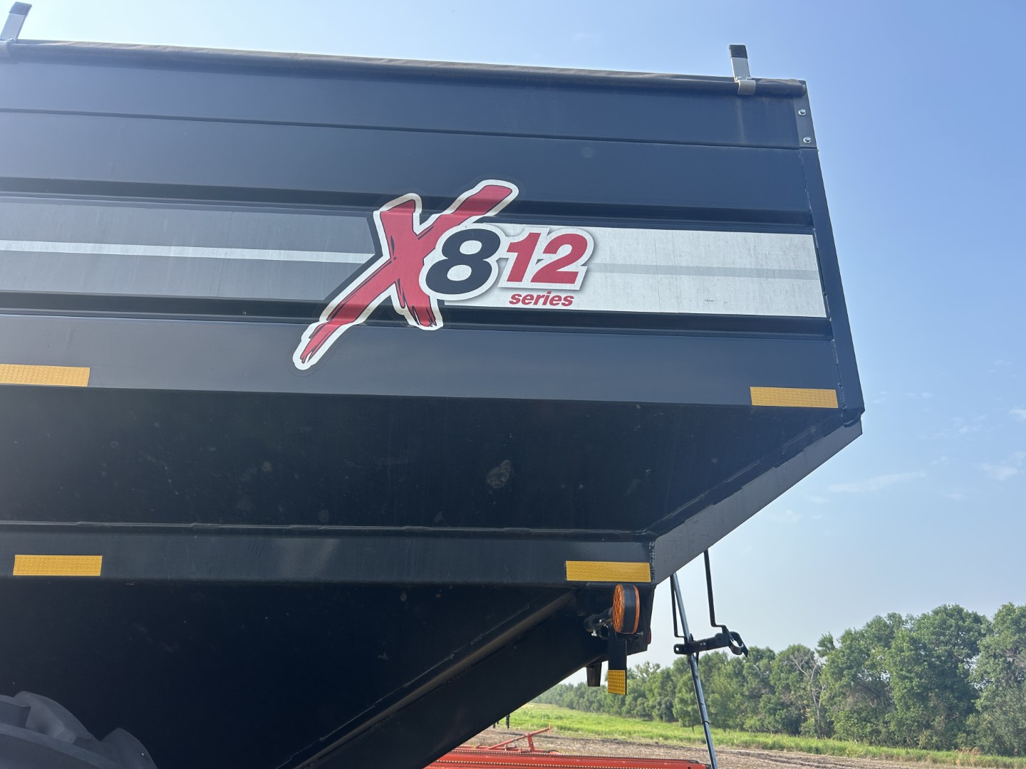 2020 J&M X812 Grain Cart