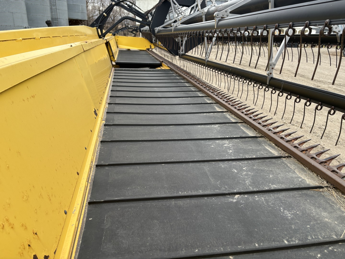 2003 New Holland 94C Header Draper
