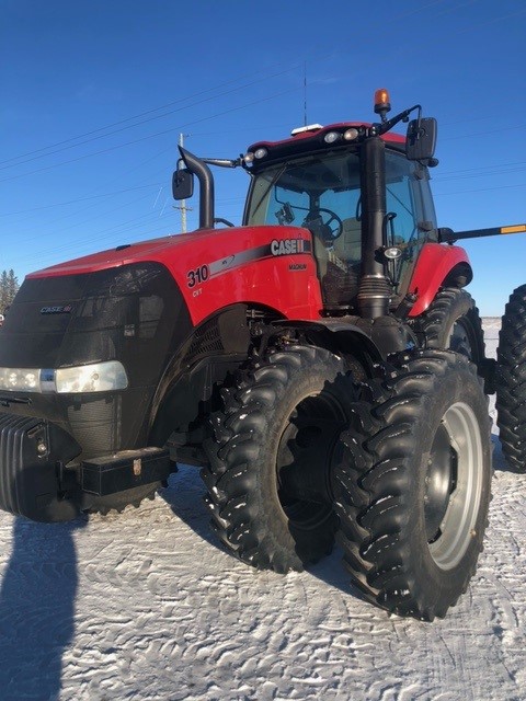 2019 Case MAG310 Tractor