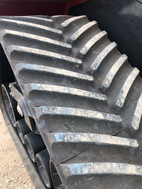 2015 Case 580Q Tractor Rubber Track