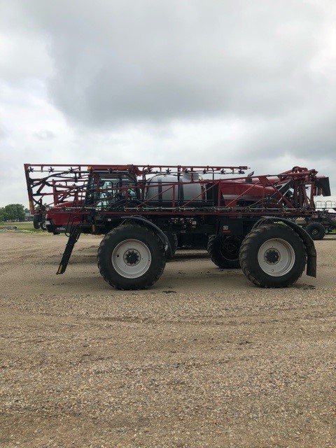 2014 Case 3230 Sprayer/High Clearance