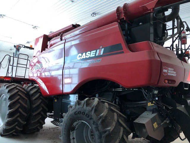 2013 Case 8230 Combine