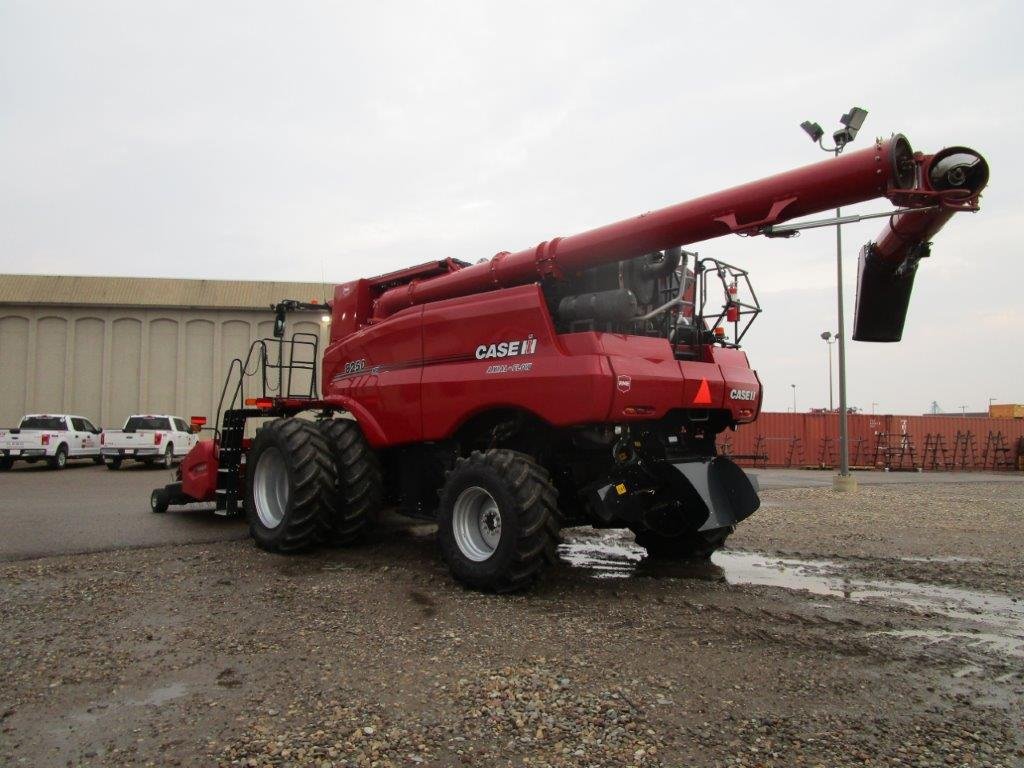 2021 Case 8250 Combine