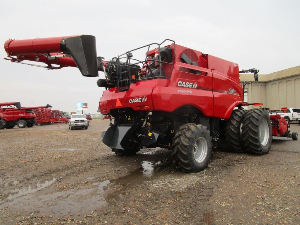 2021 Case 8250 Combine