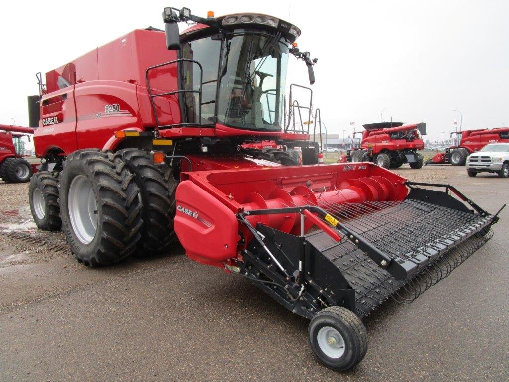 2021 Case 8250 Combine
