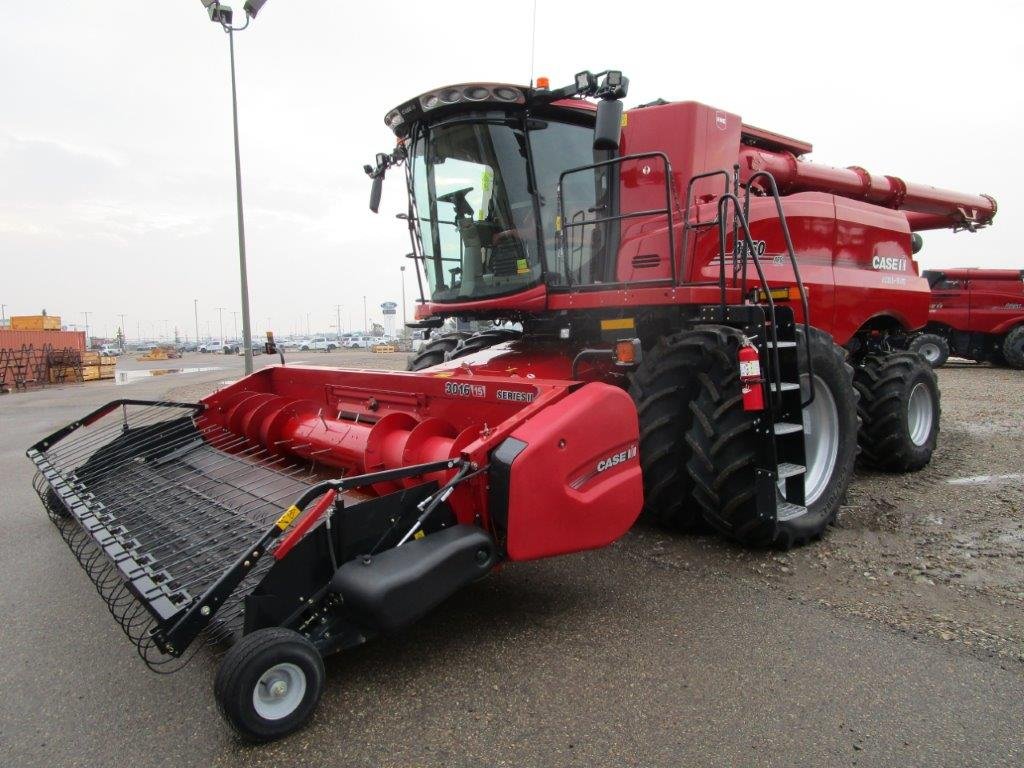 2021 Case 8250 Combine