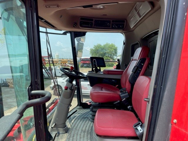 2021 Case 8250 Combine