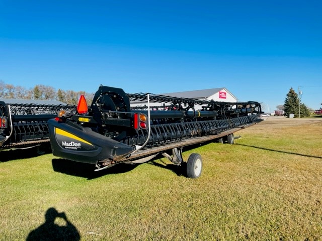 2015 MacDon FD75-40 Header Combine