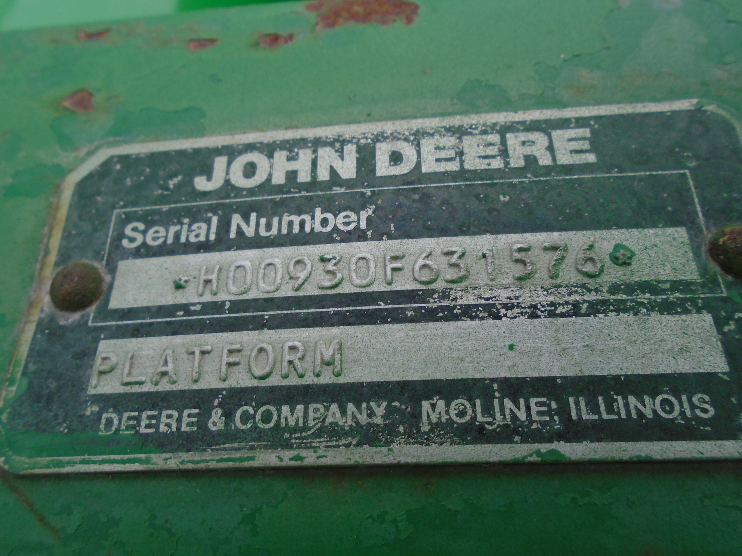 John Deere 930F Header Combine