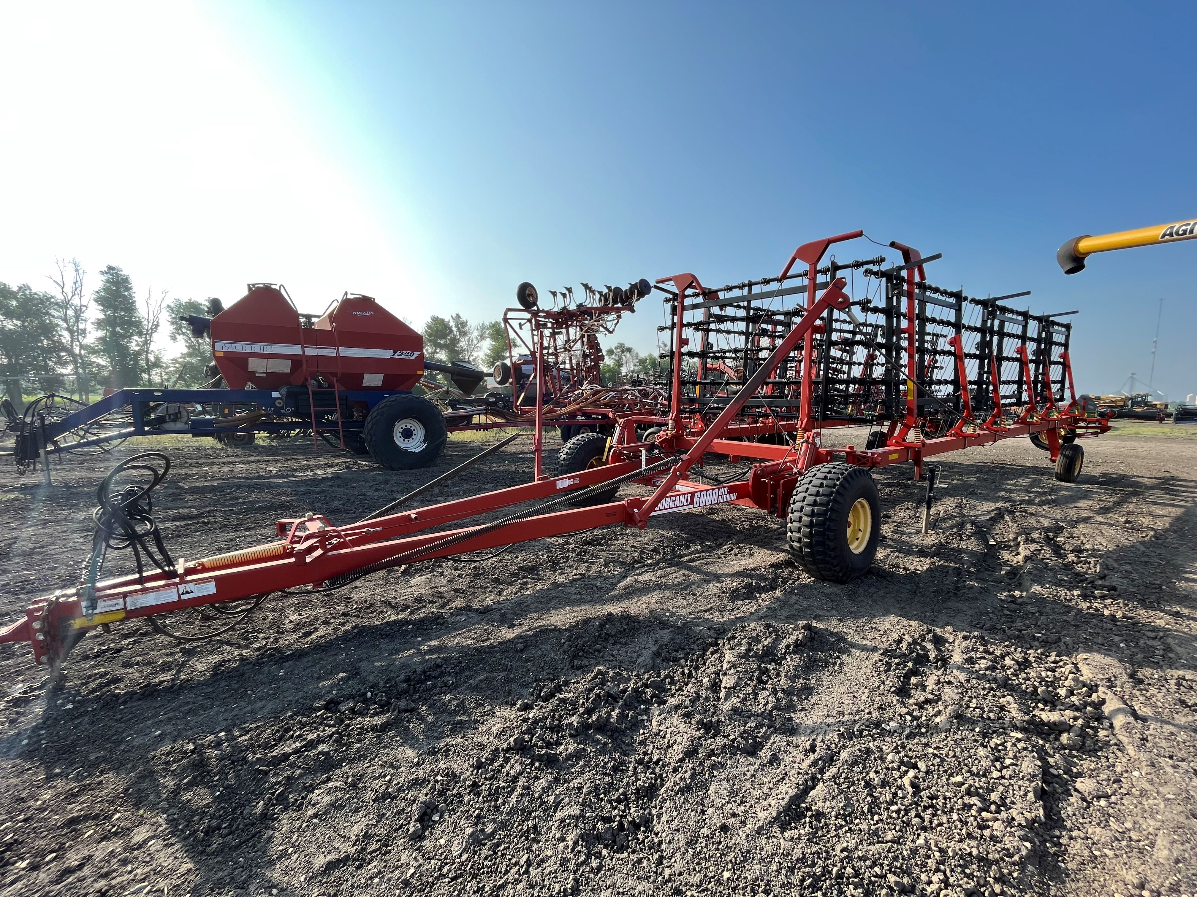 2008 Bourgault 6000 Harrow