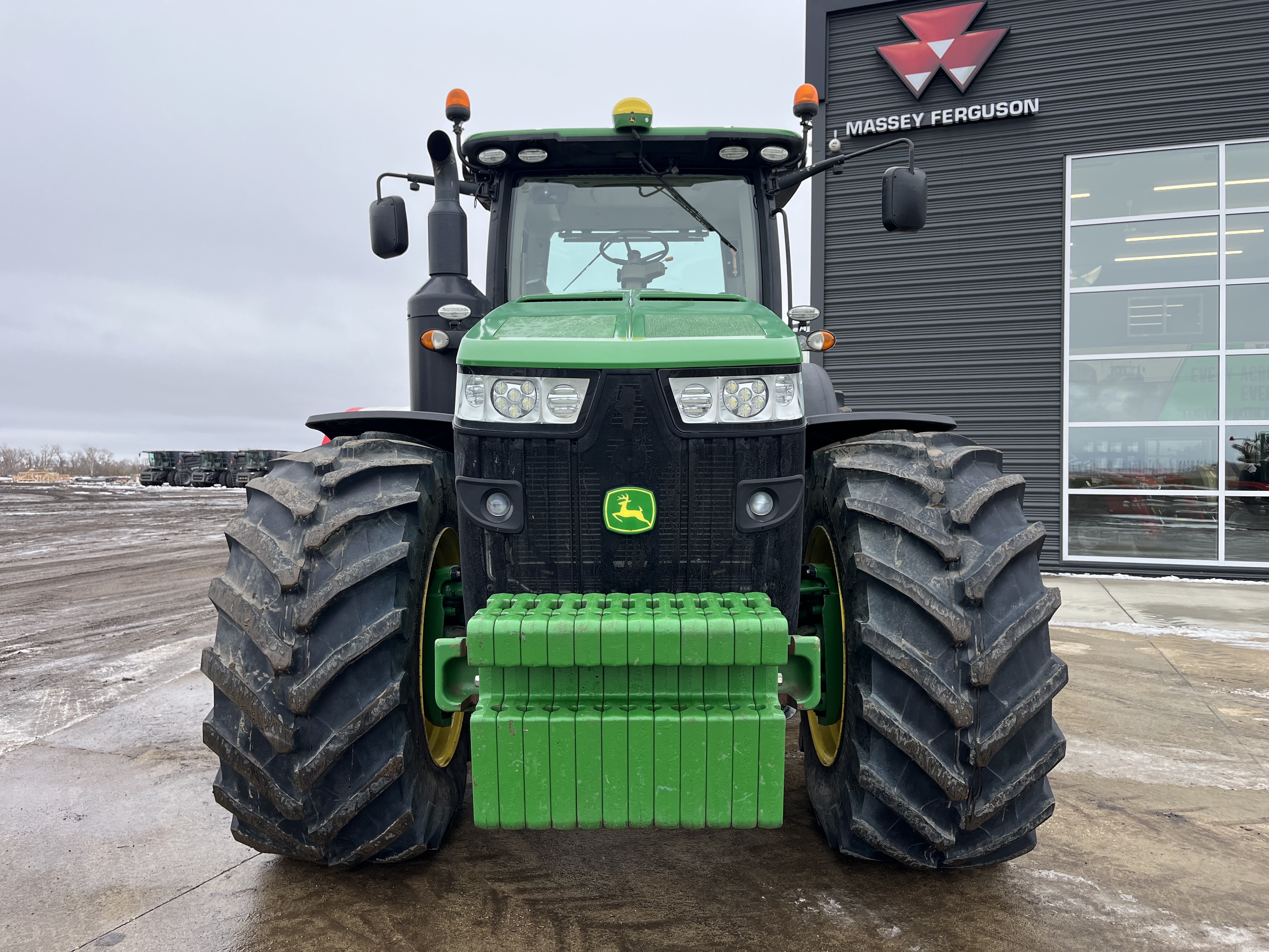 2017 John Deere 8370R Tractor