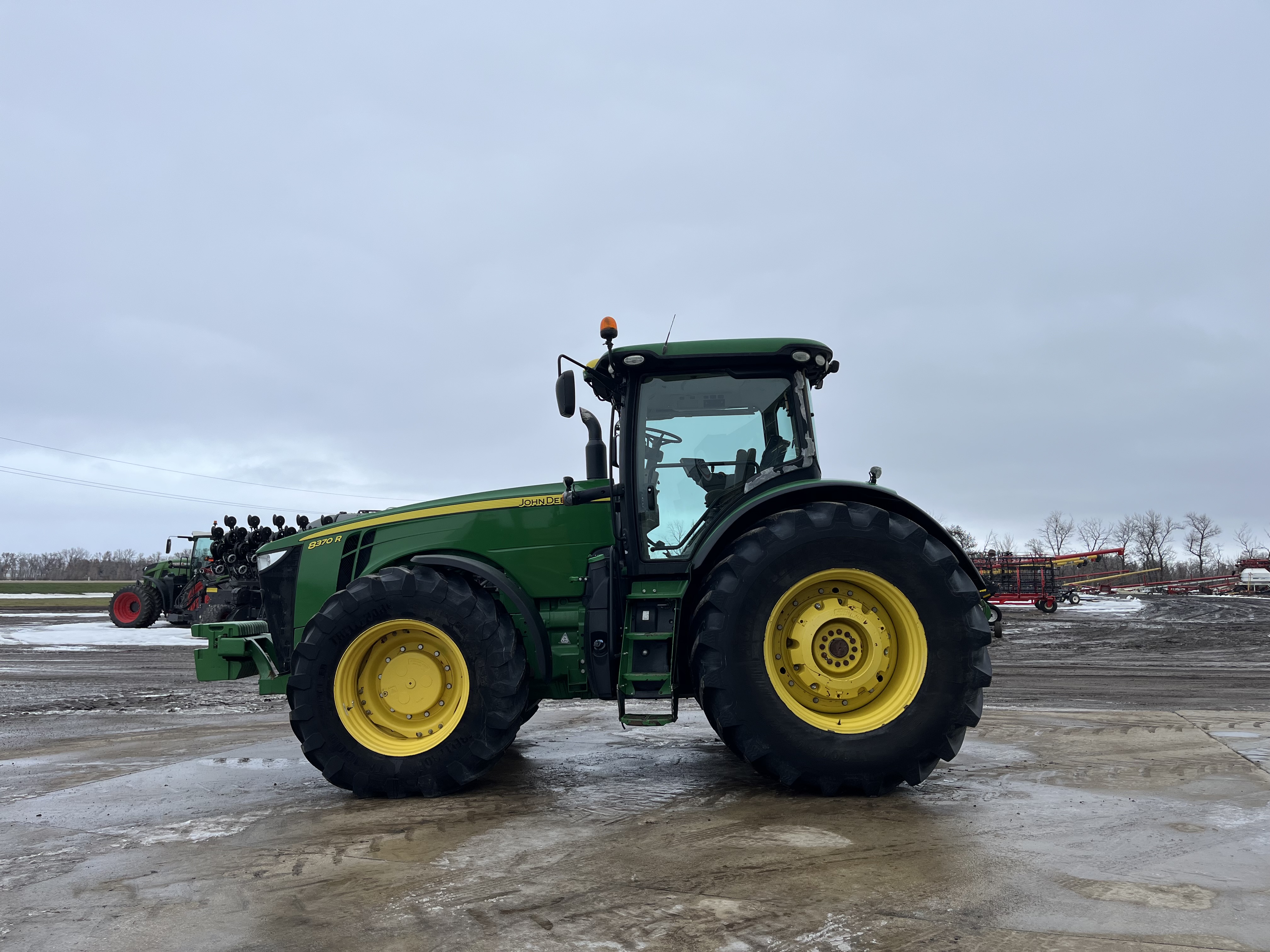 2017 John Deere 8370R Tractor