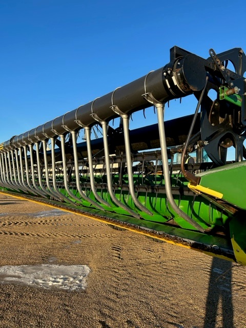 2006 John Deere 635F Header Combine