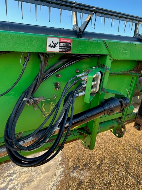 2006 John Deere 635F Header Combine