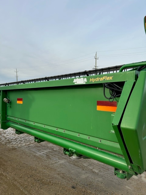 2011 John Deere 635F Header Combine