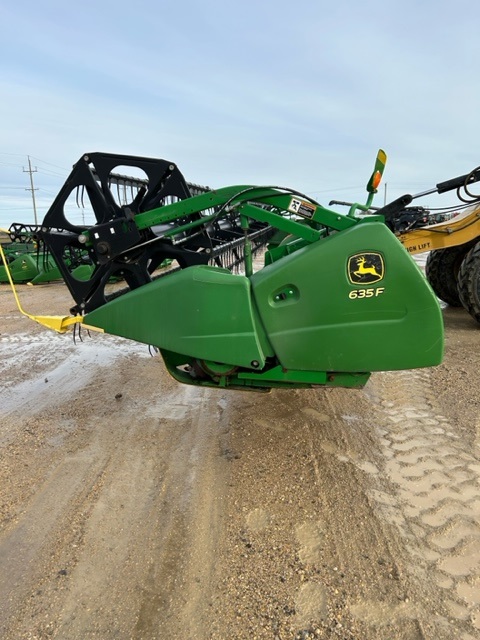 2011 John Deere 635F Header Combine