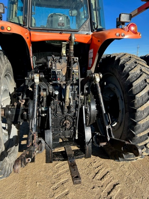 2006 AGCO DT240A Tractor