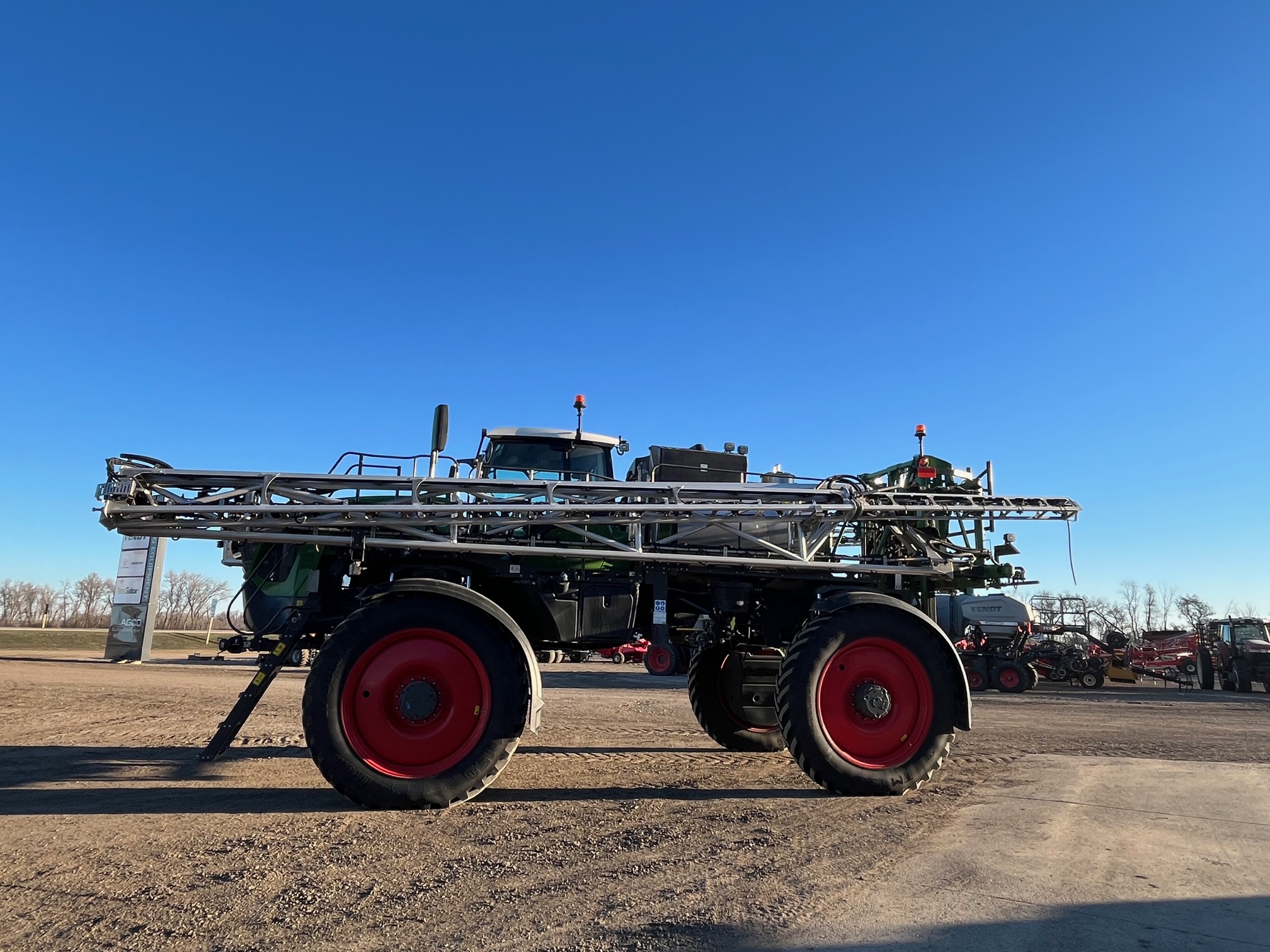 2023 Fendt 937 Sprayer/High Clearance