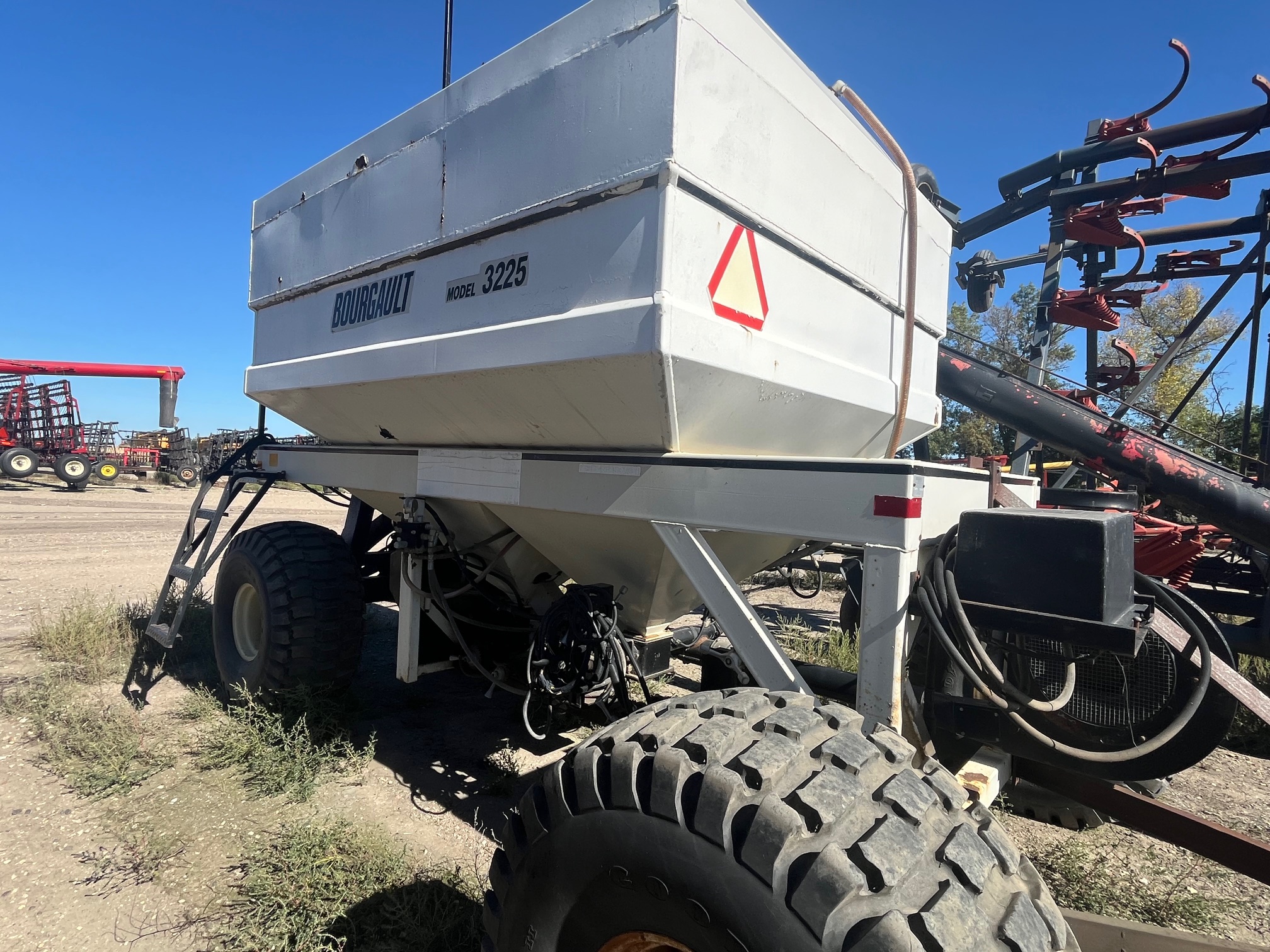 Bourgault 3225 Air Tank/Cart