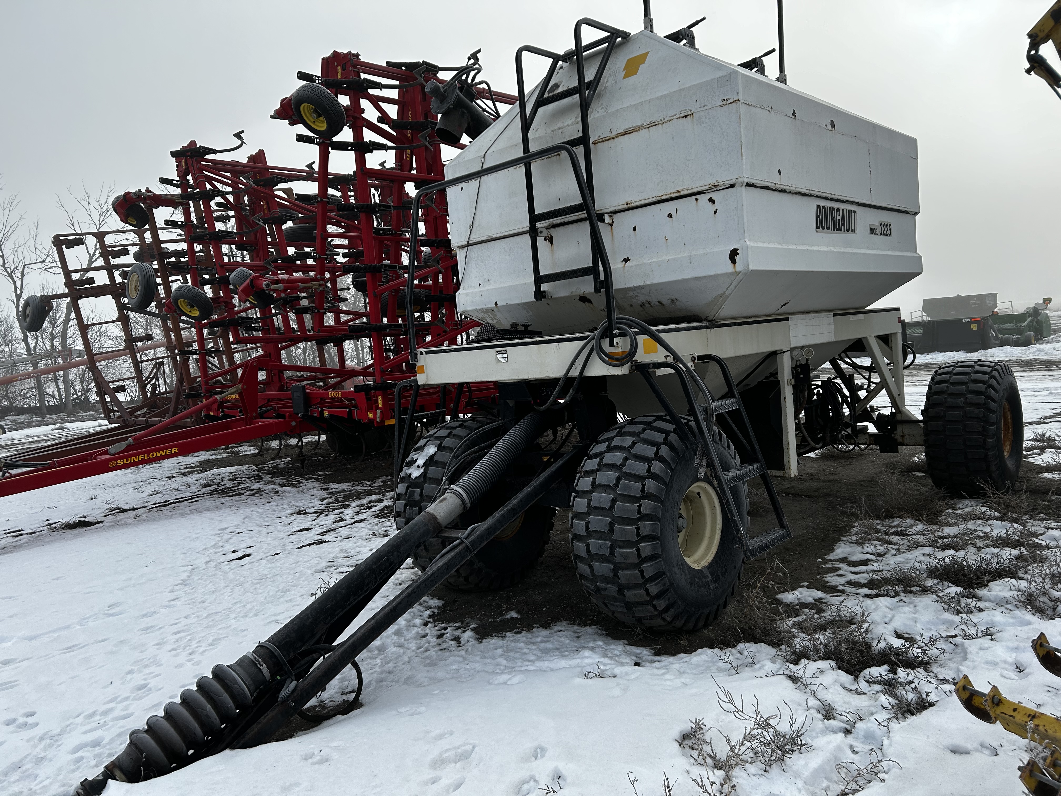 Bourgault 3225 Air Tank/Cart