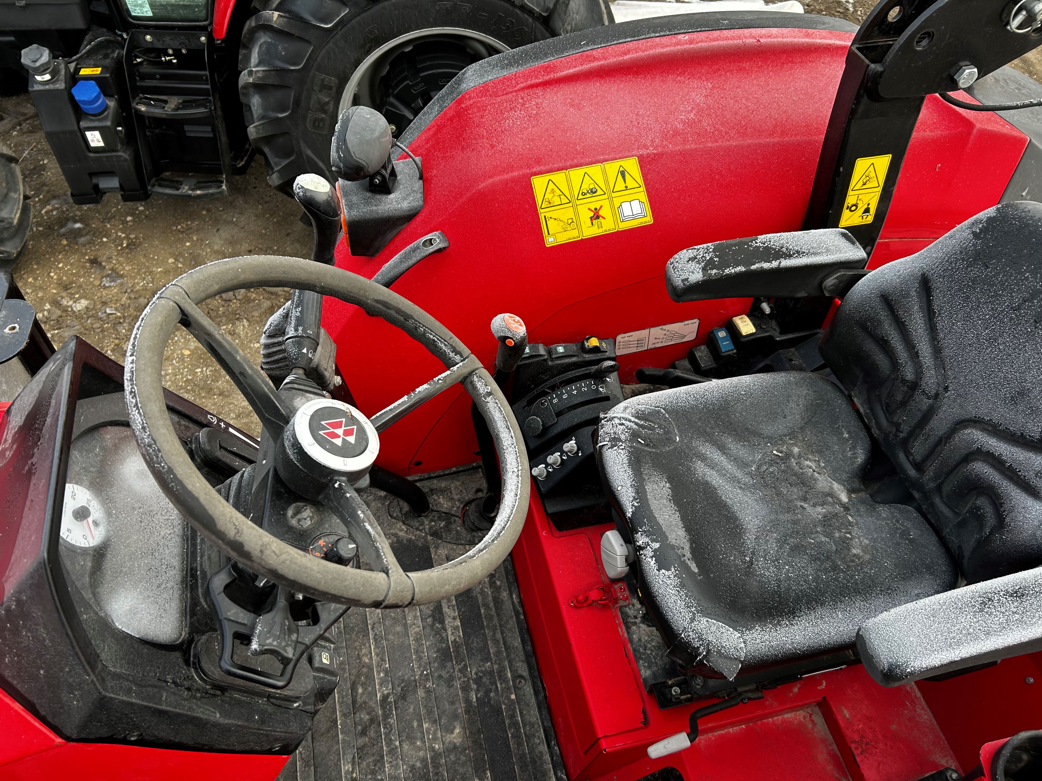 2016 Massey Ferguson 5710 Tractor
