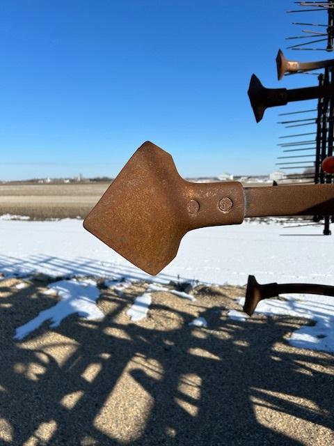 John Deere 1650 Chisel Plow