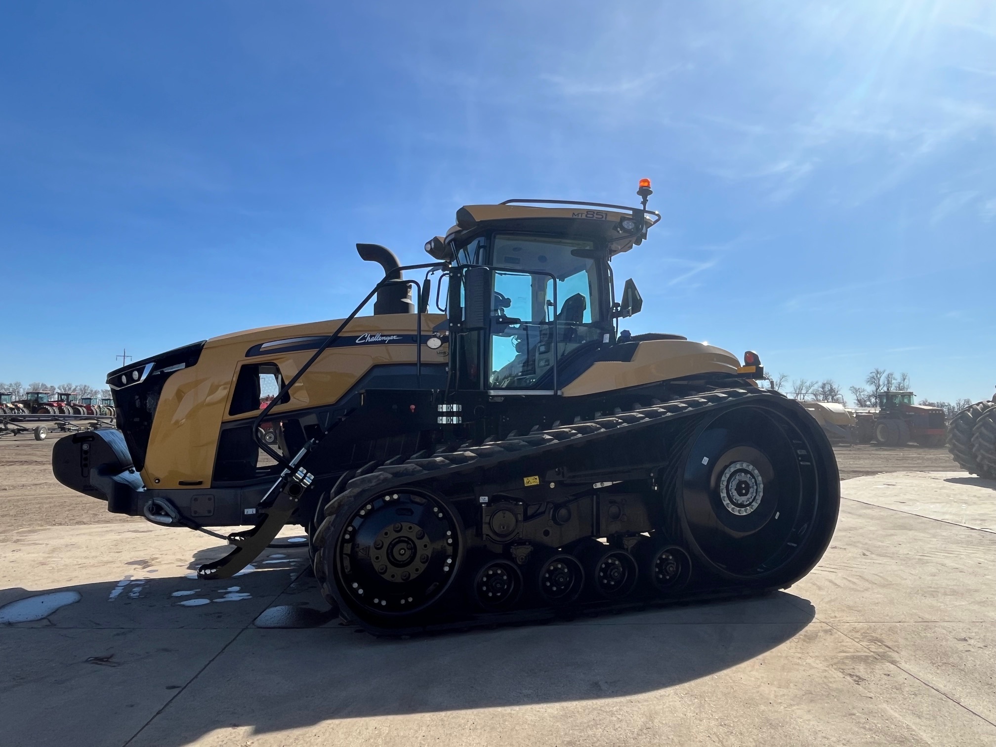 2021 Challenger 851 Tractor