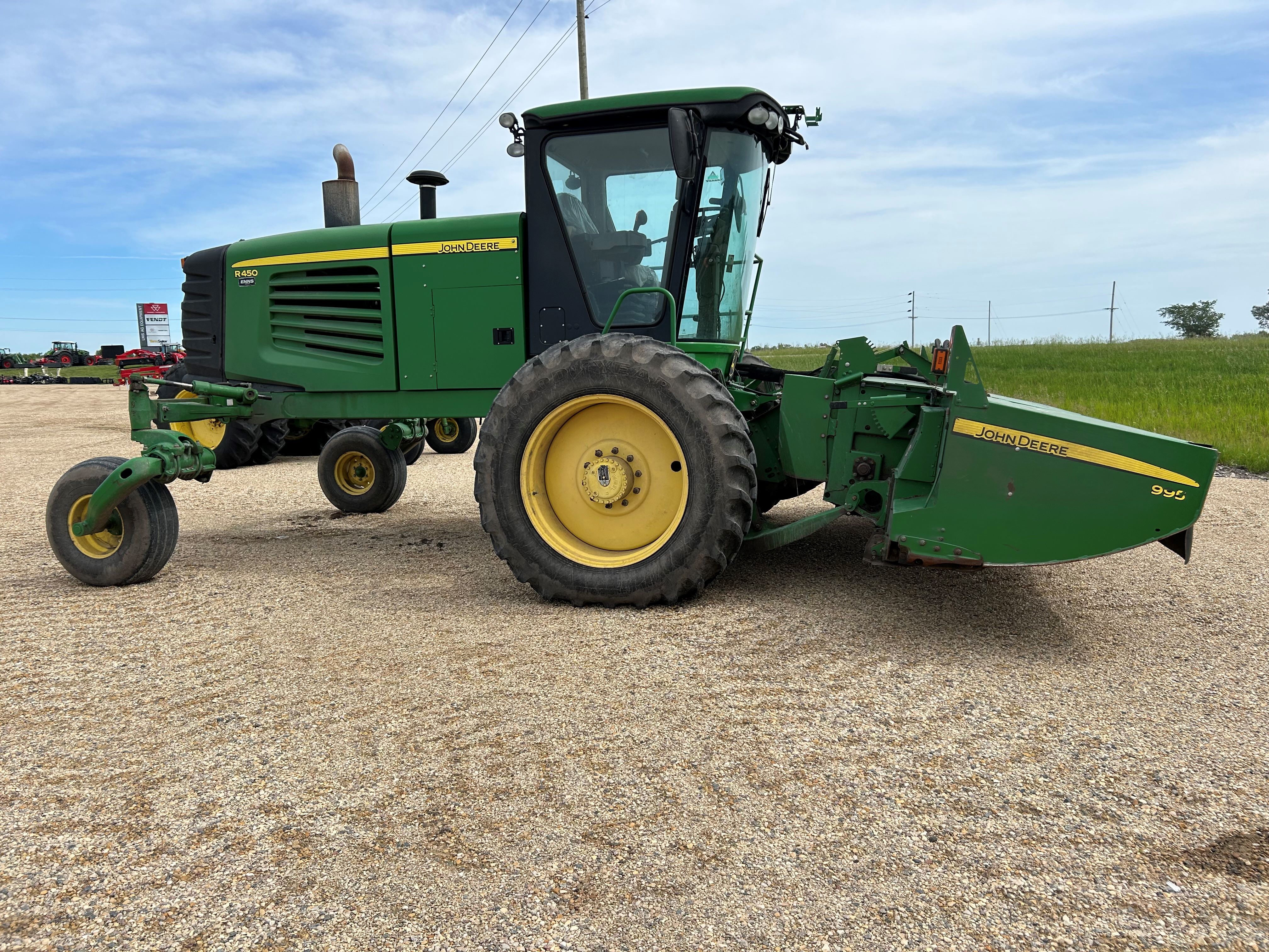 2013 John Deere R450 Windrower