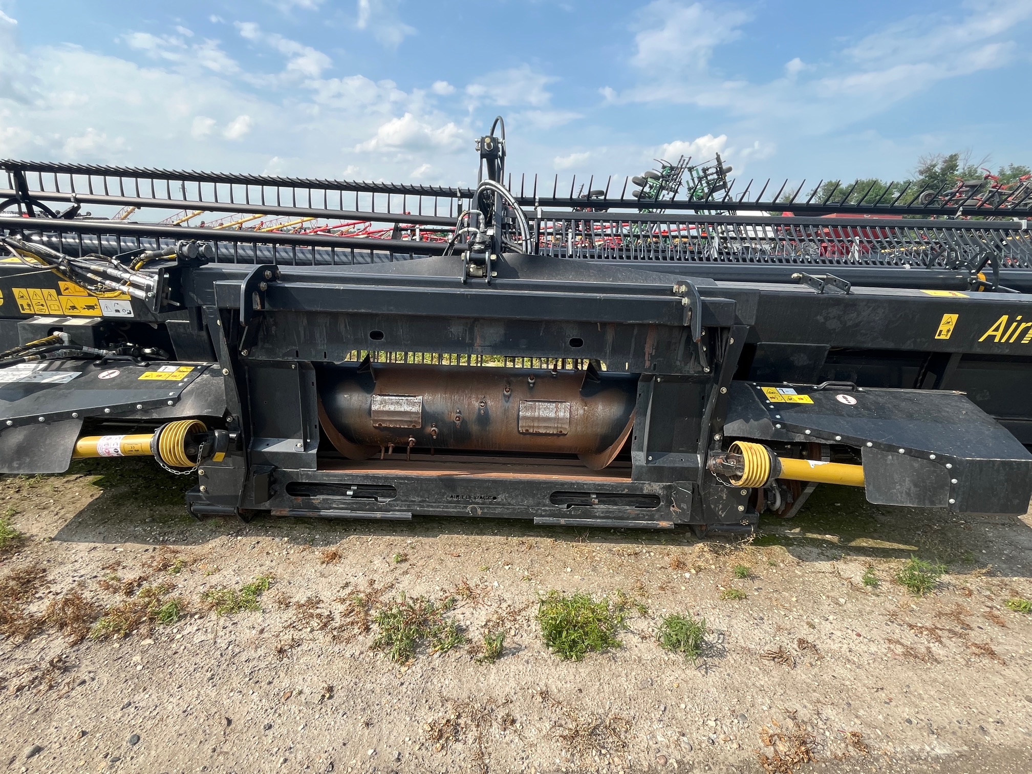 2021 Honey Bee AF245 Header Combine