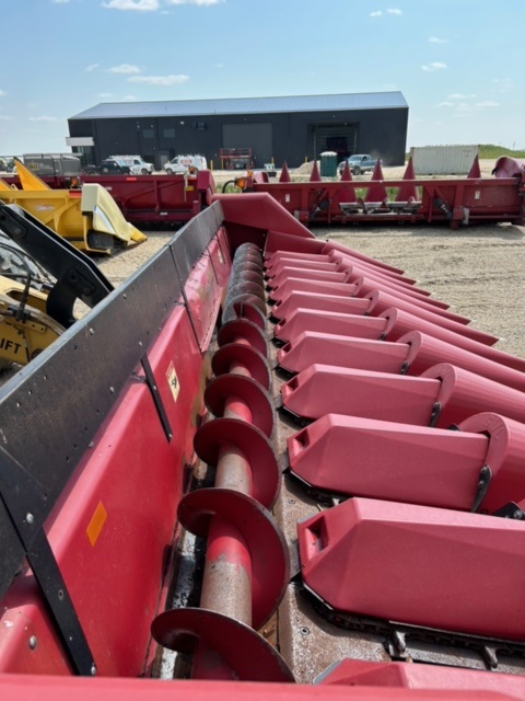 Case IH 1083 Header Combine