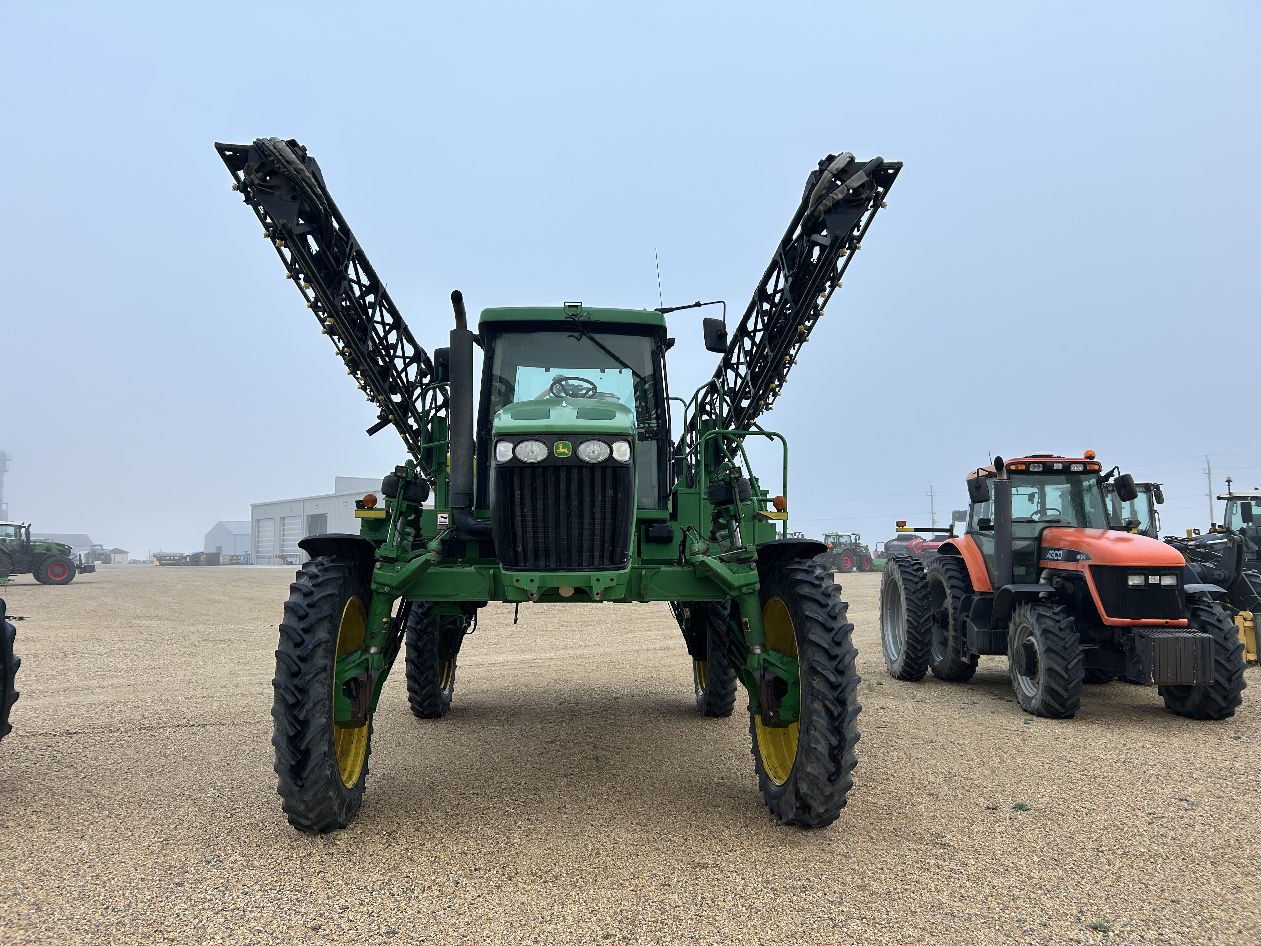 2005 John Deere 4720 Sprayer/High Clearance