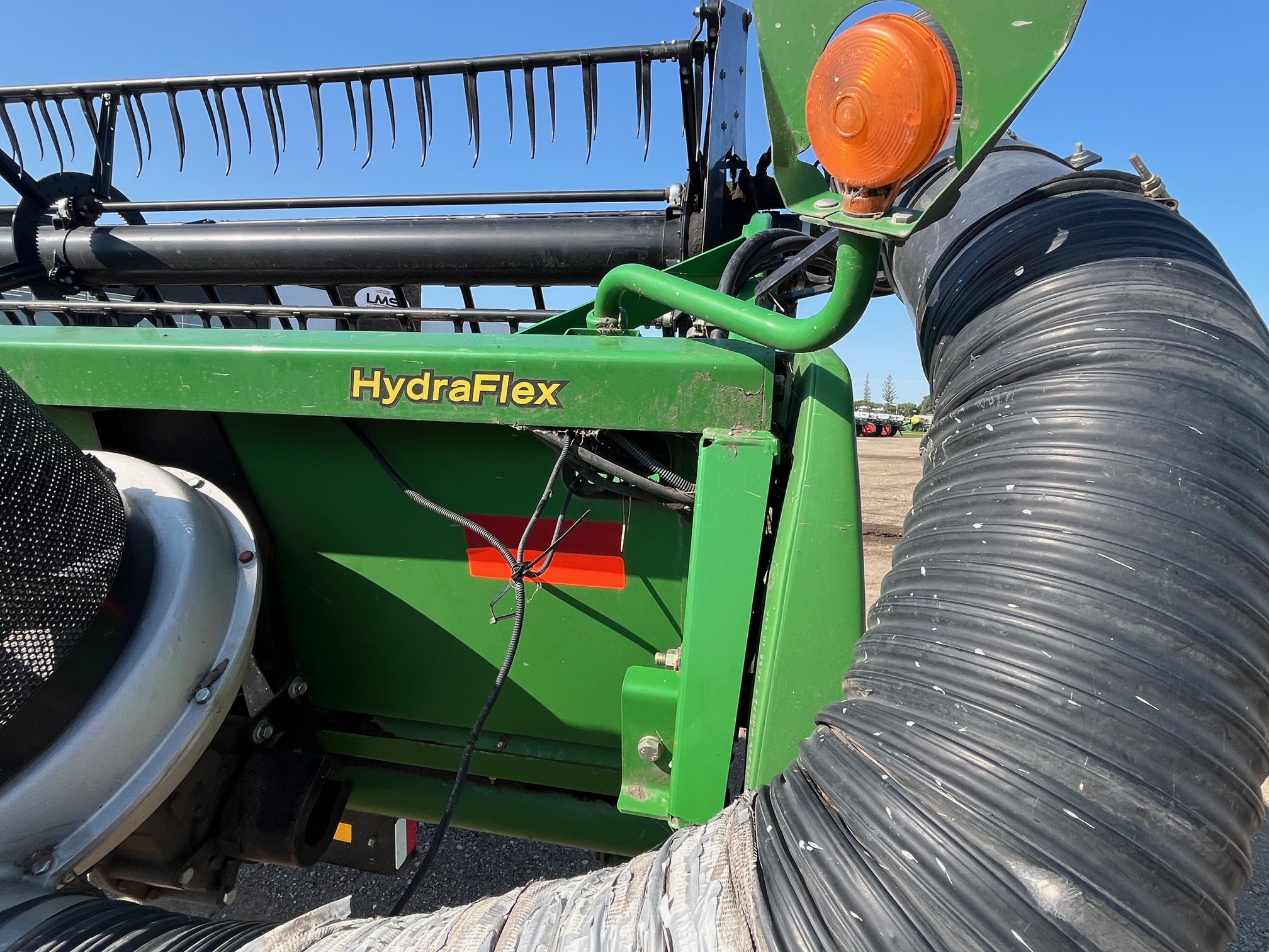 2005 John Deere 630F Header Combine