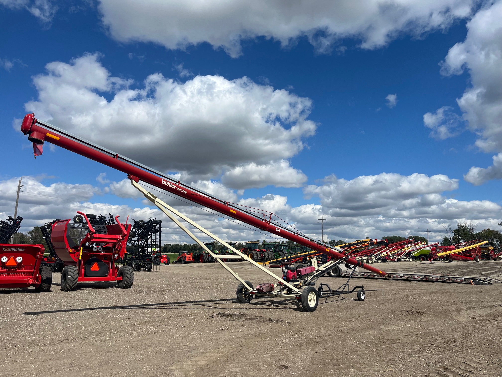 Buhler Farm King 851 Grain Auger