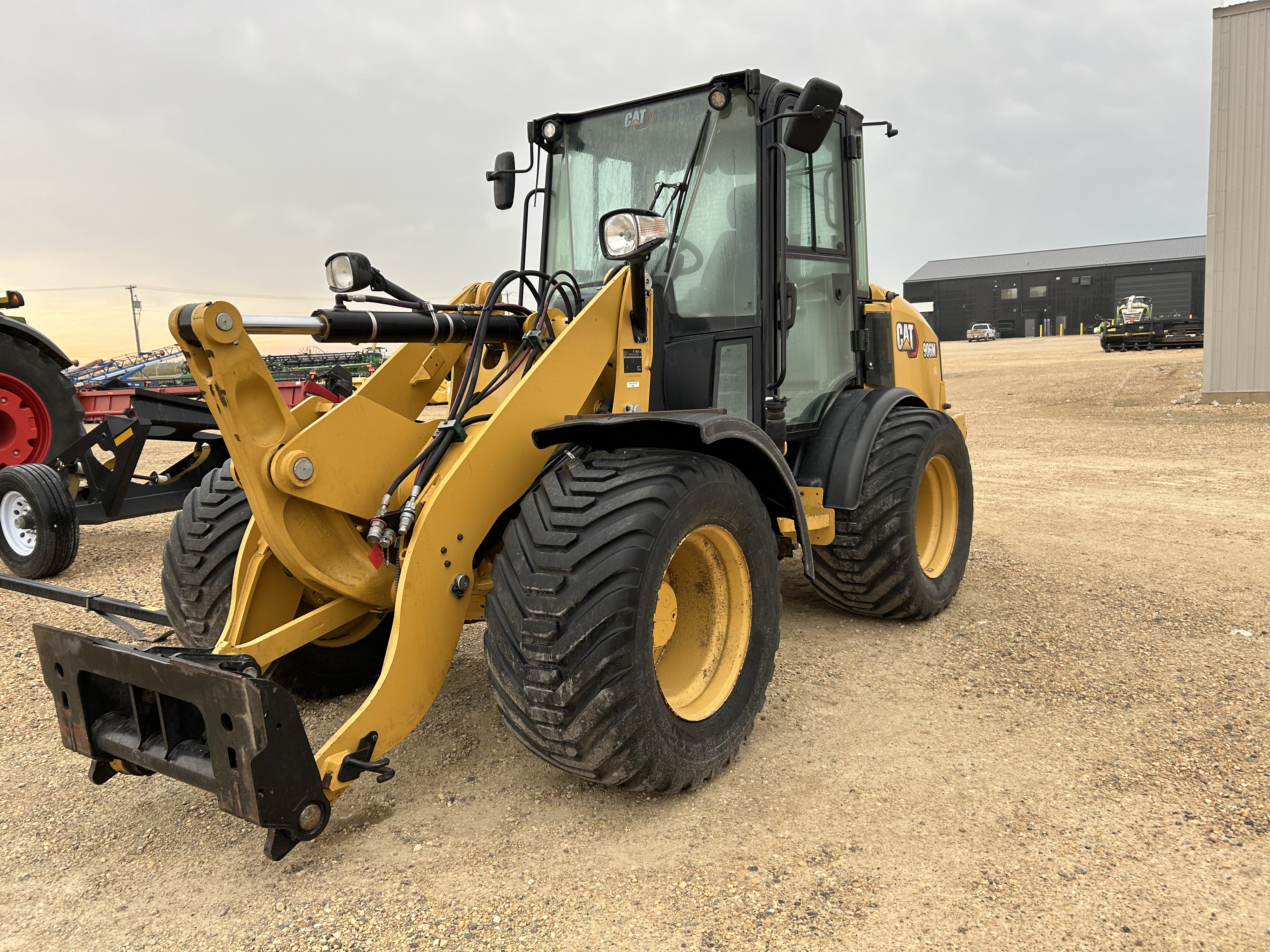 2021 Caterpillar 906M Wheel Loader