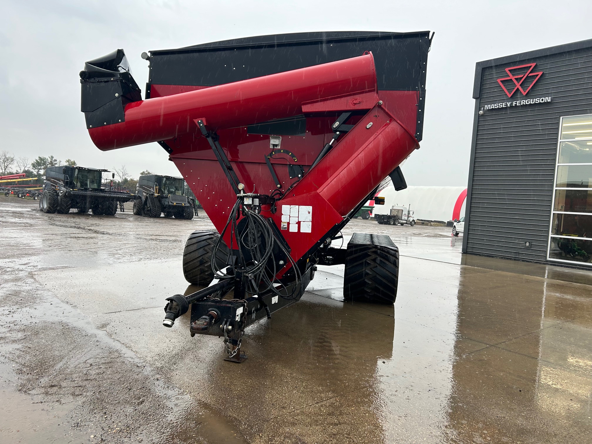 2014 Elmers Haulmaster 2000 Grain Cart