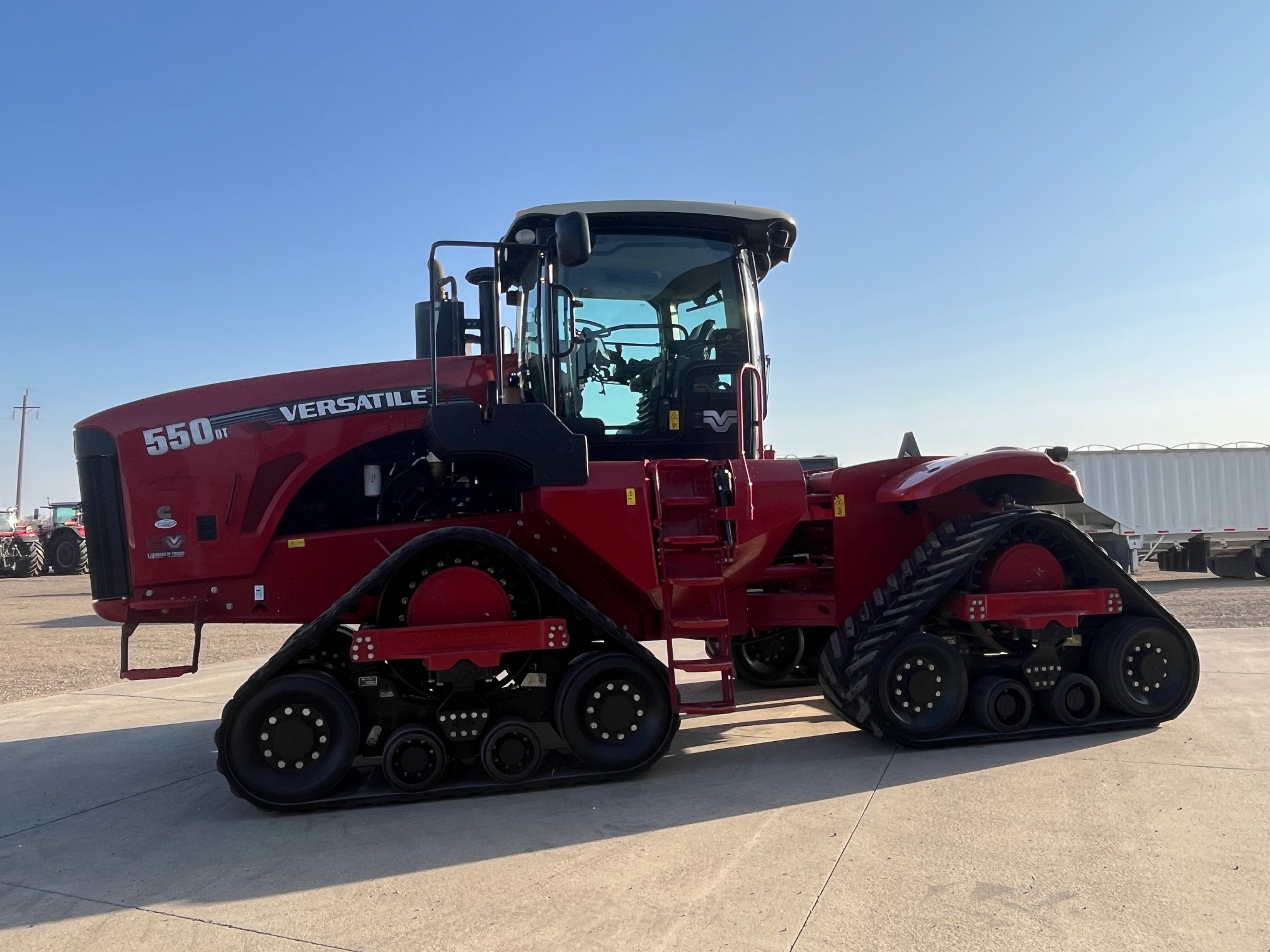 2015 Versatile 550DT Tractor