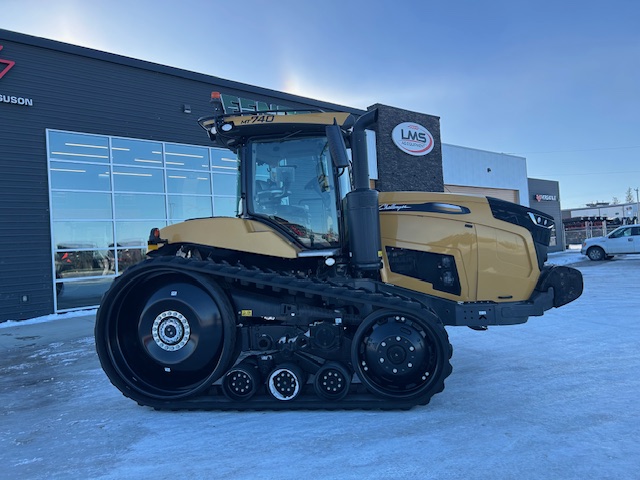 2023 Challenger MT740 Tractor