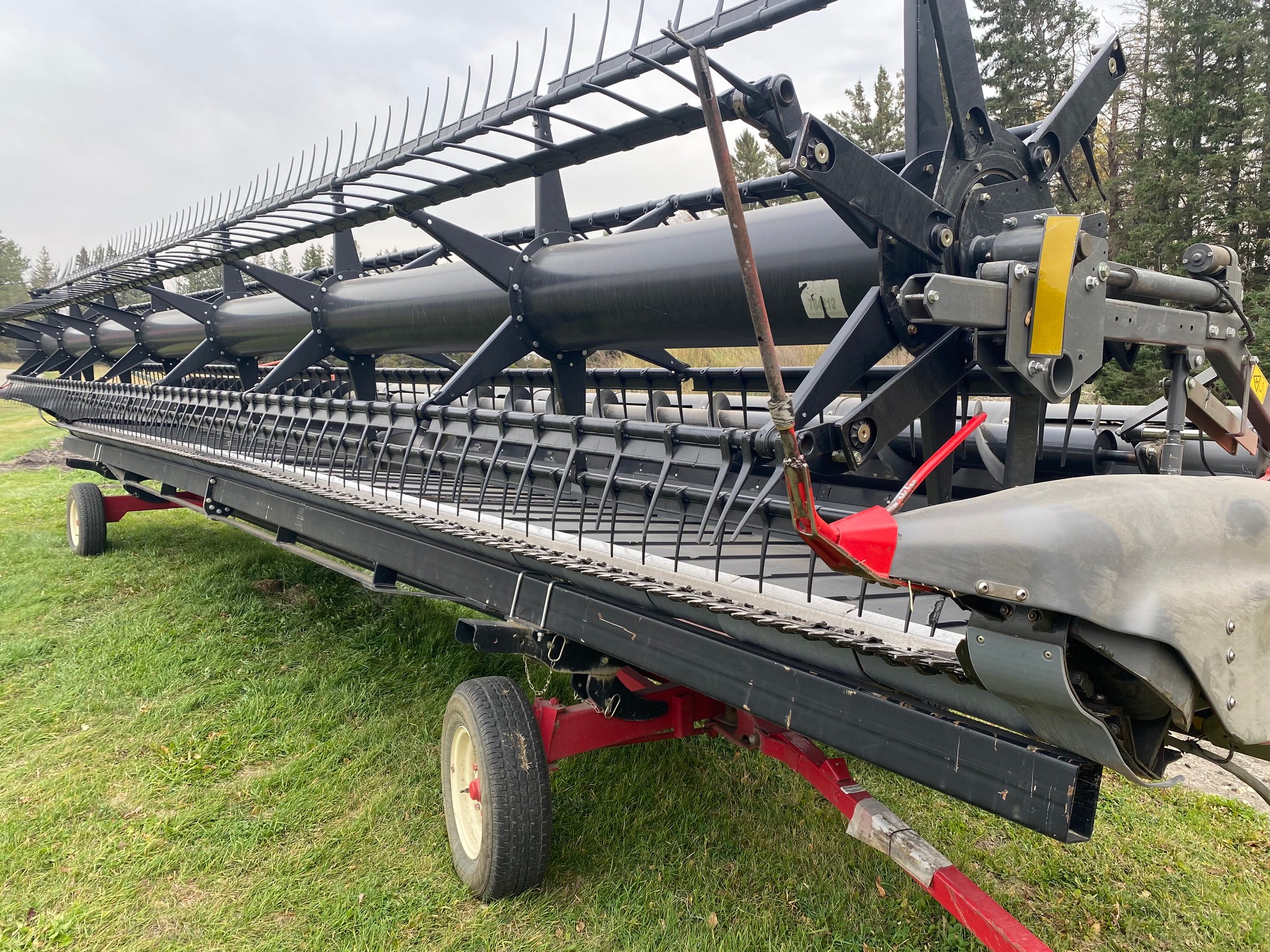 2014 Massey Ferguson 9250-35 Header Combine