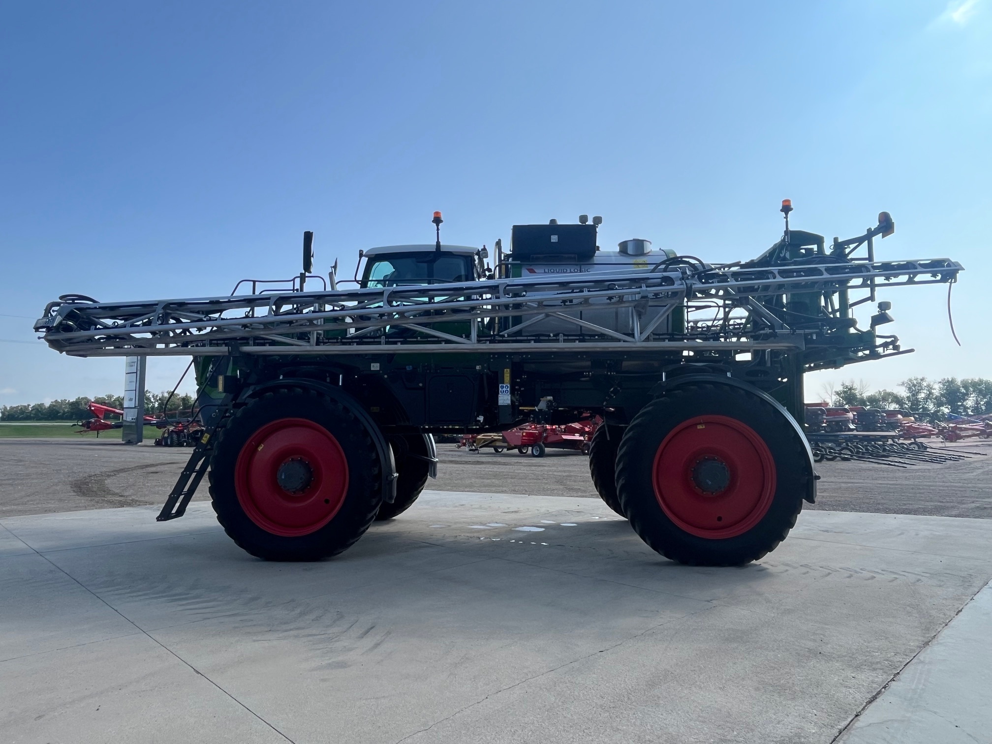 2024 Fendt RG937 Sprayer/High Clearance