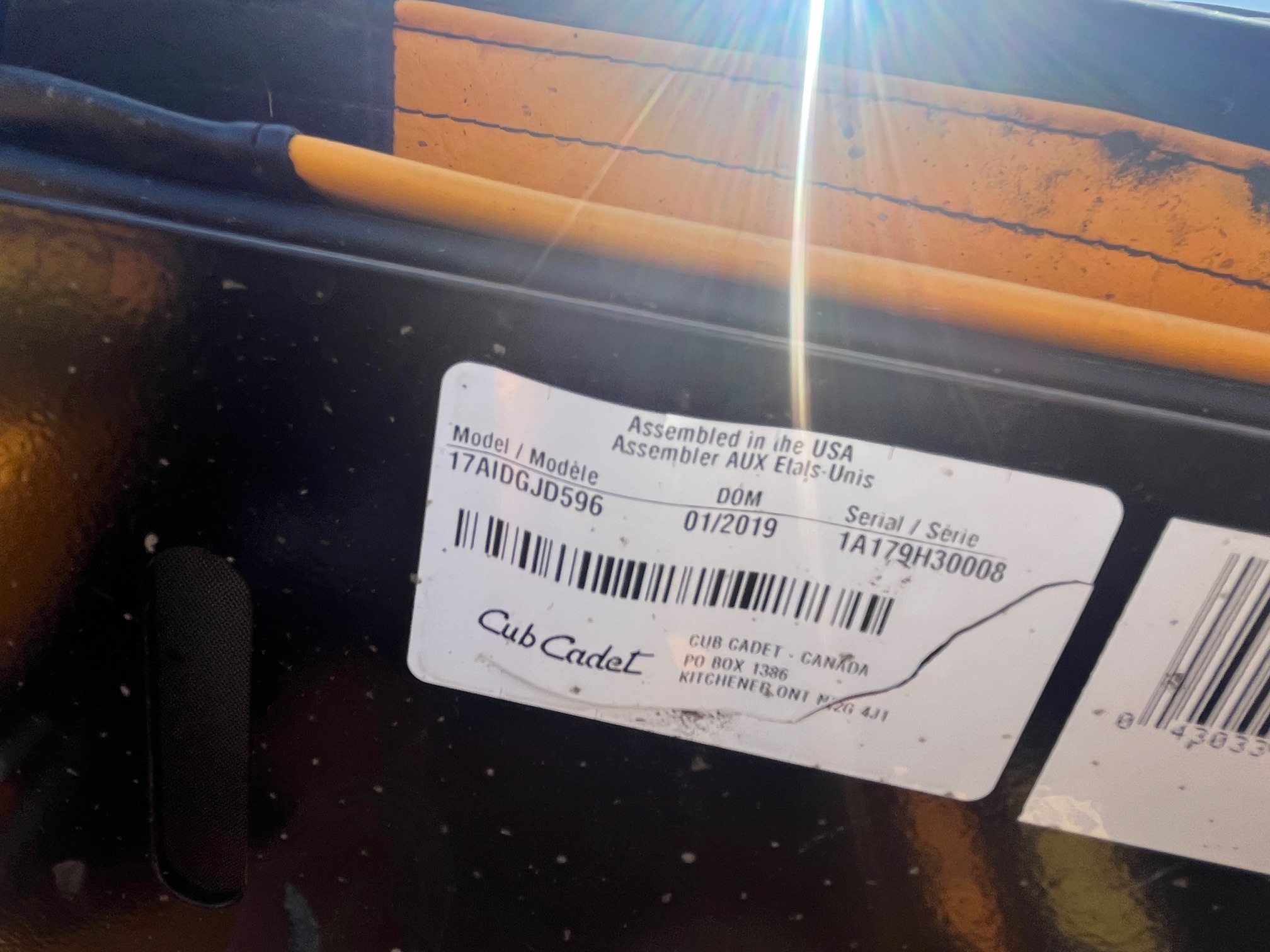 2019 Cub Cadet ZF SX60 Mower/Zero Turn