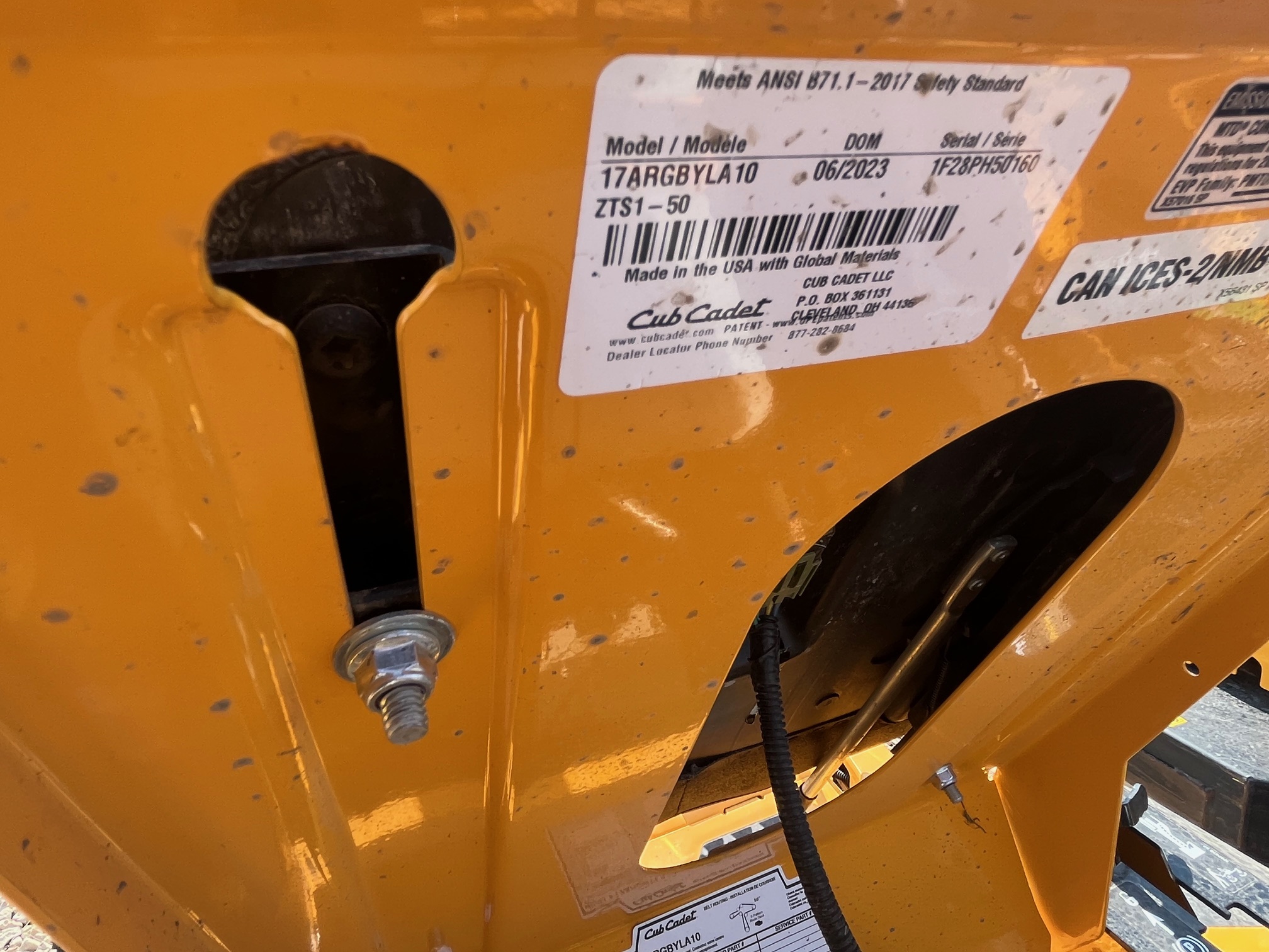 2023 Cub Cadet ZTS1 50 Mower/Zero Turn