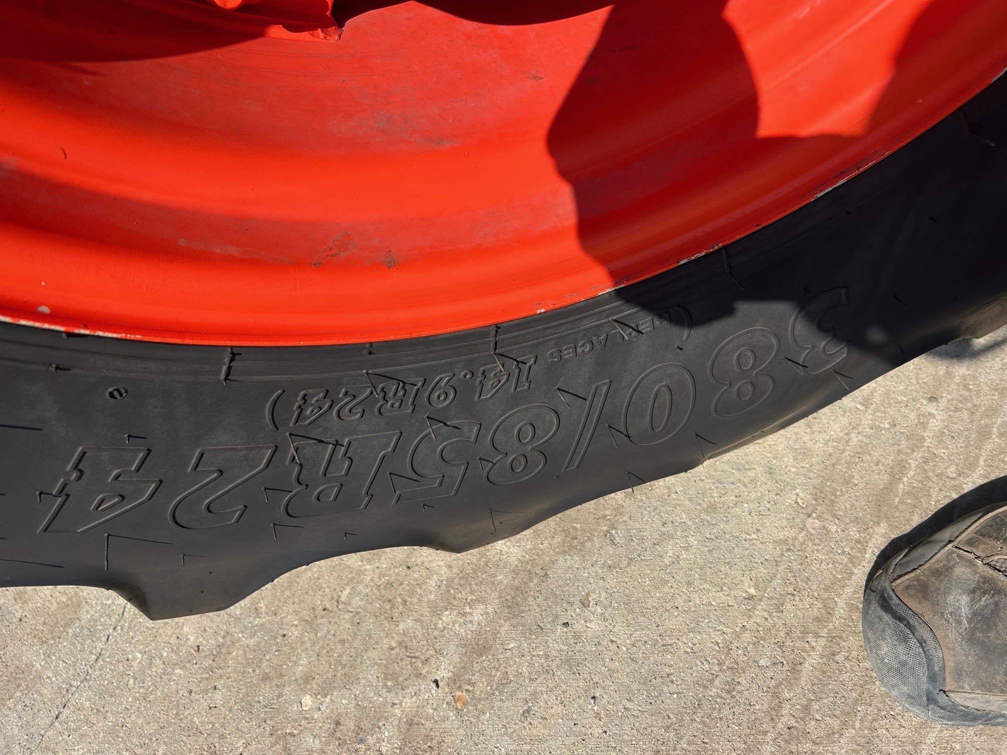 2014 Kubota M126 Tractor