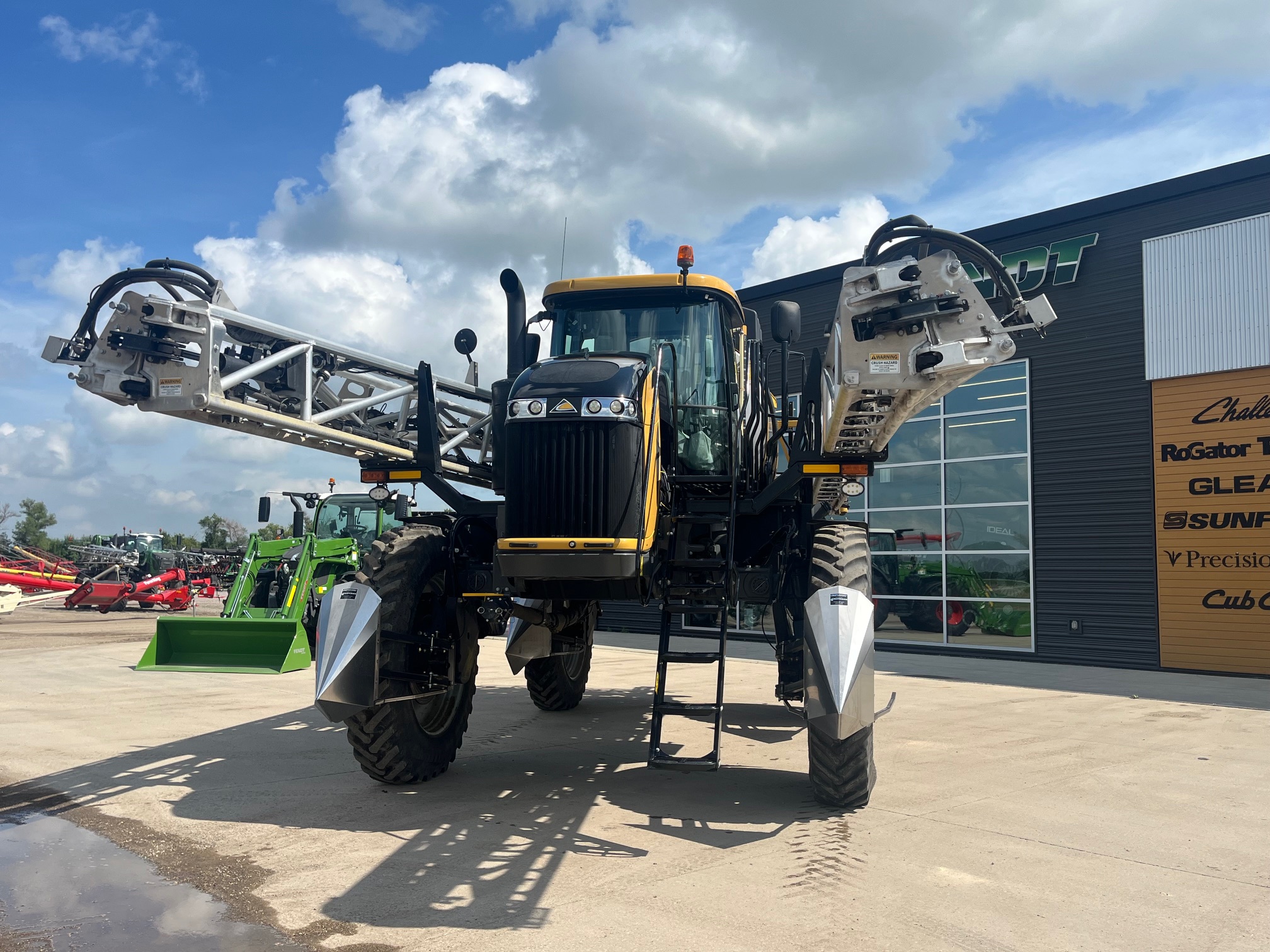 2022 RoGator RG1300C Sprayer/High Clearance